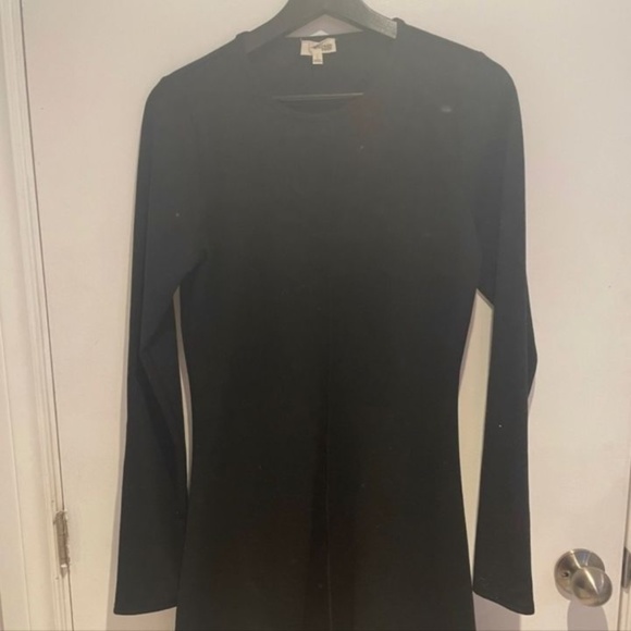 Aritzia - WILFRED FREE - Long Sleeve Black Dress - Picture 1 of 5